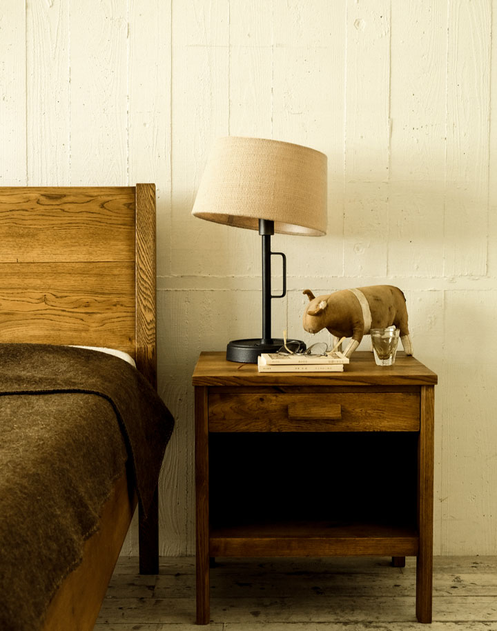 TRUCK FURNITURE  TABLE LAMP T-IN1
